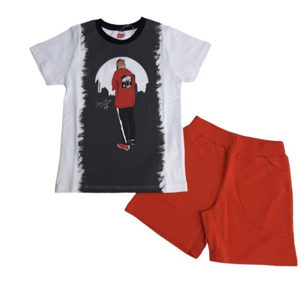 παιδικό σετ με ποντικί και λευκή μπλούζα με στάμπα με αγόρι και κόκκινη βερμούδα