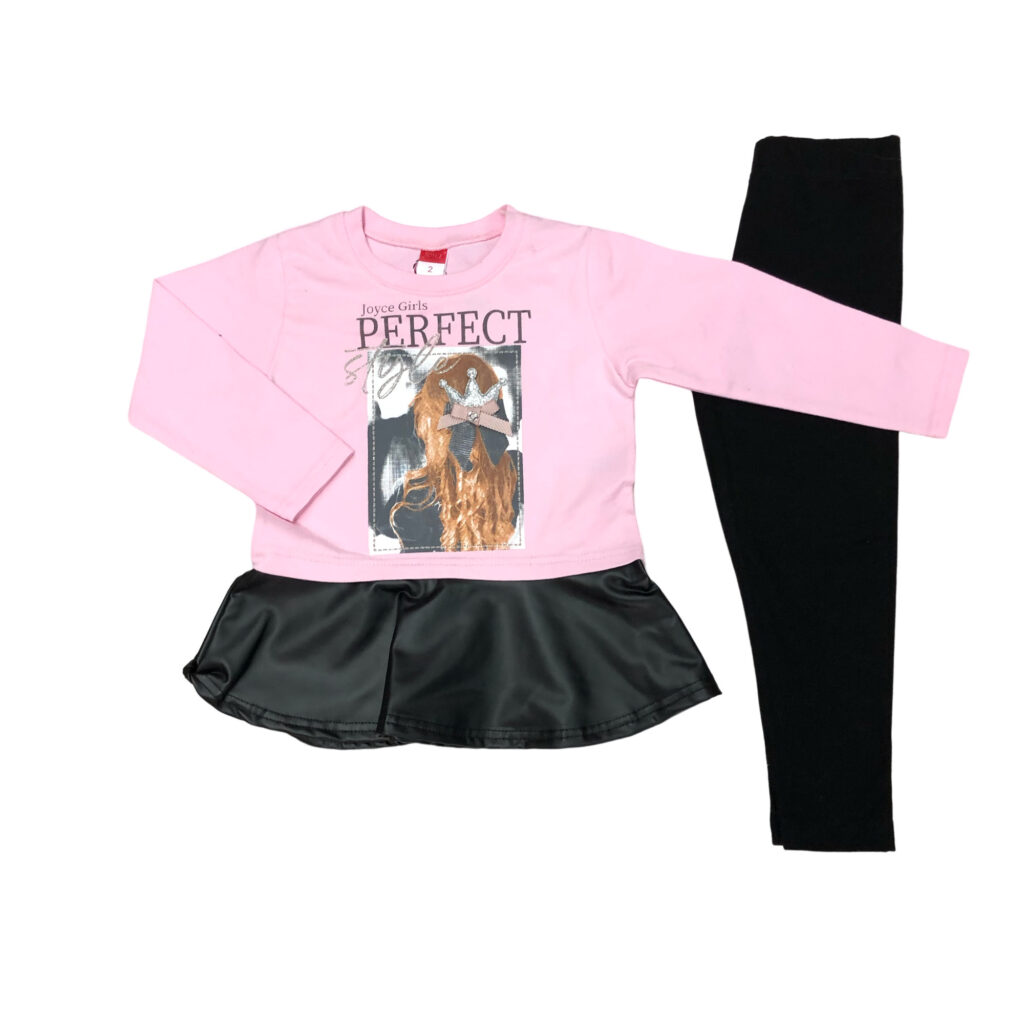 παιδικό σετ με ροζ μπλούζα με πριγκίπισσα που από πάνω γράφει perfect και στο τελείωμα η μπλούζα έχει δερματίνη , και μαύρο παντελόνι κολάν
