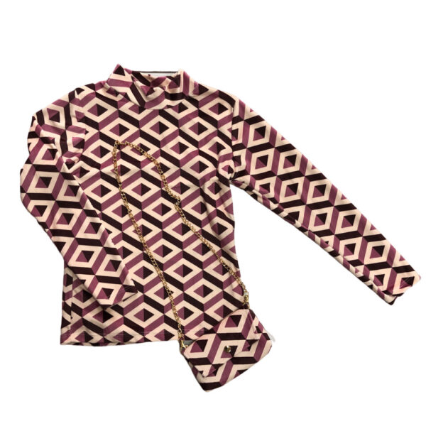 παιδική εμπριμέ μπλούζα μωβ και ανοιχτό ροζ μαζί με τσαντάκι με ίδιο μοτίβο και χρυσή αλυσίδα.
